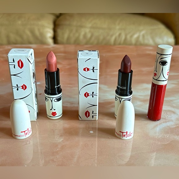 MAC Cosmetics LE Toledo: BNIB Lipstick in Sin & Oxblood & NWB Lipglass Opera